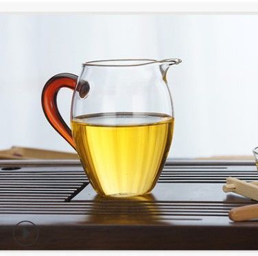 Скляний чахай &laquo;Amber&raquo; з ручкою бурштинового кольору, 300 мл DM-CHAI-001 фото